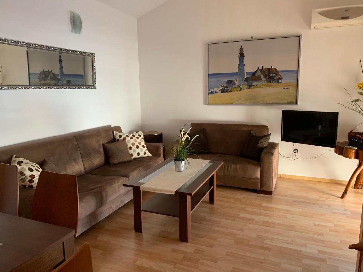 Gallery Apartman Nada Zaboric Exterior photo